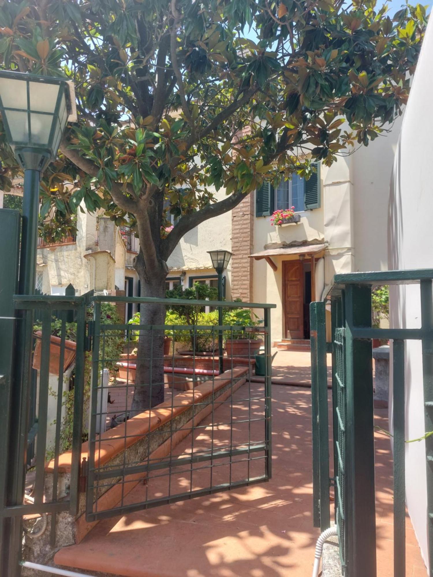 La Magnolia Locazione Breve Apartman Cava deʼ Tirreni Kültér fotó